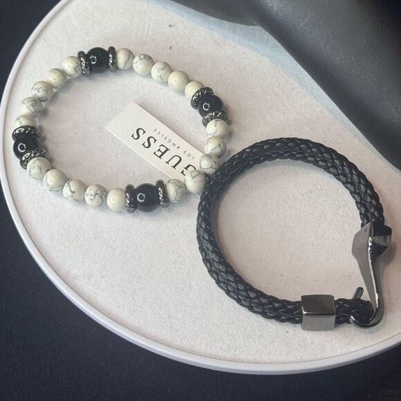 Guess 2 Piece Black Leather & White Marble Stretch Bracelet Unisex - Picture 5 of 8